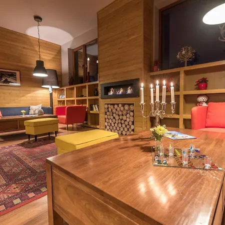 White Lavina - Ski, Bike, Hike Apartmanhotel Banszko
