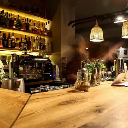 White Lavina - Ski, Bike, Hike Apartmanhotel 4*