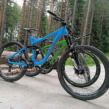 White Lavina - Ski, Bike, Hike מלון דירות 4*